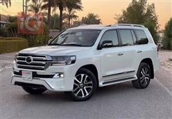 تۆیۆتا لاند کروزەر